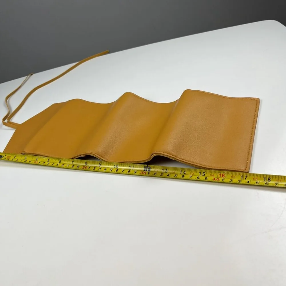Glass Ladder & co Katherine Tech Organizer Roll vegan leather honey - Picture 10 of 11